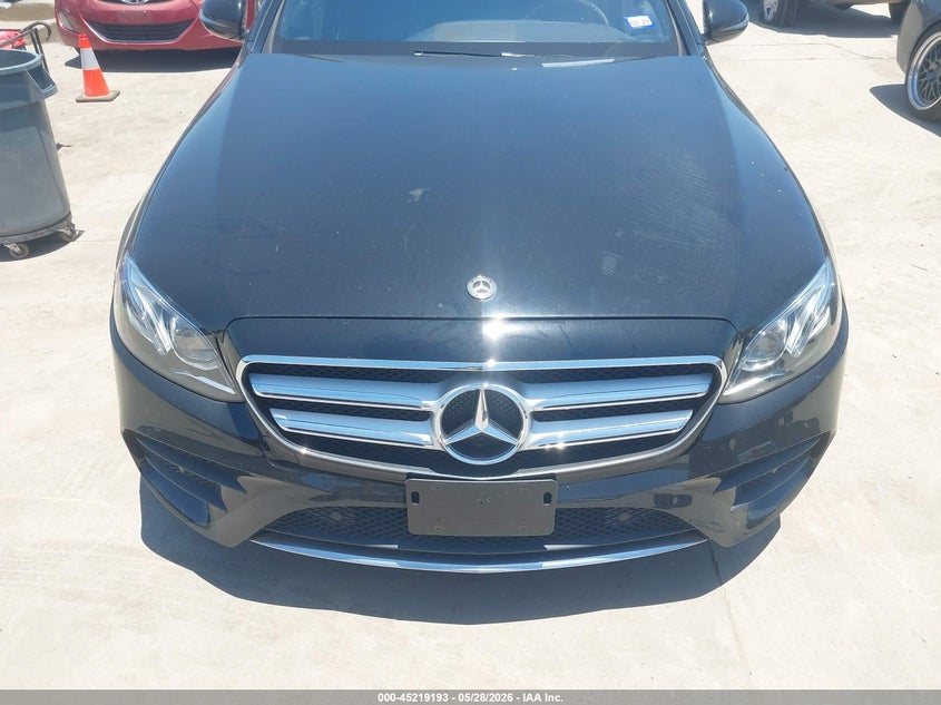 2018 Mercedes-Benz E 300 VIN: WDDZF4JB2JA308723 Lot: 45219193