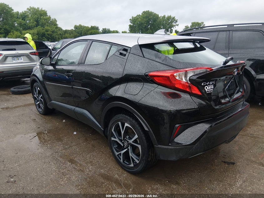 Vin: nmtkhmbxxlr117183, lot: 45717194, toyota c-hr xle 20203