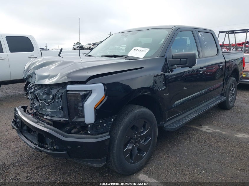 1FTVW3LK5RWG06701 2024 FORD F-150 LIGHTNING XLT photo 1