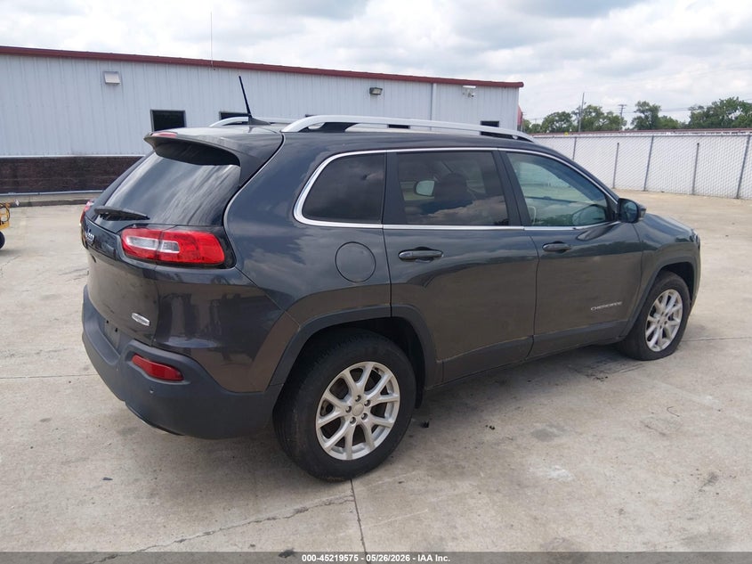 2016 JEEP CHEROKEE auction photo 4