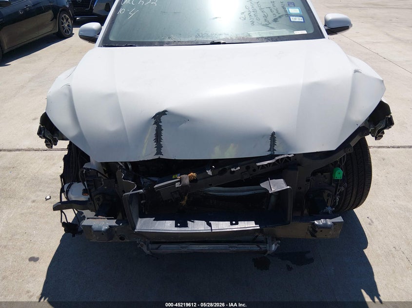 2018 HYUNDAI KONA auction photo 6