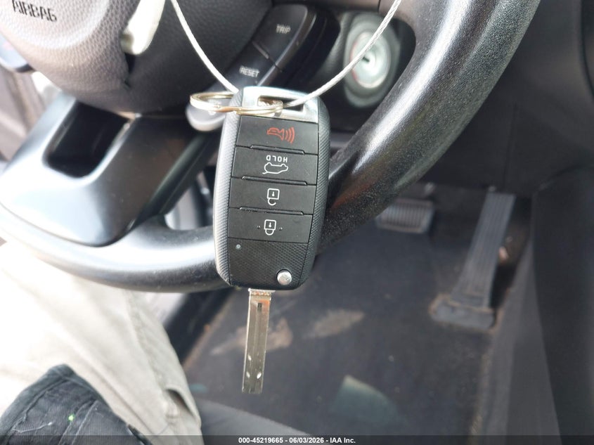 2015 Kia Soul VIN: KNDJN2A20F7765985 Lot: 45219665