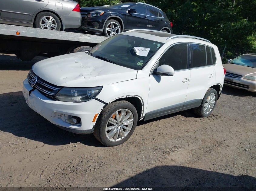 Vin: wvgav3ax1dw563009, lot: 45717437, volkswagen tiguan se 20132