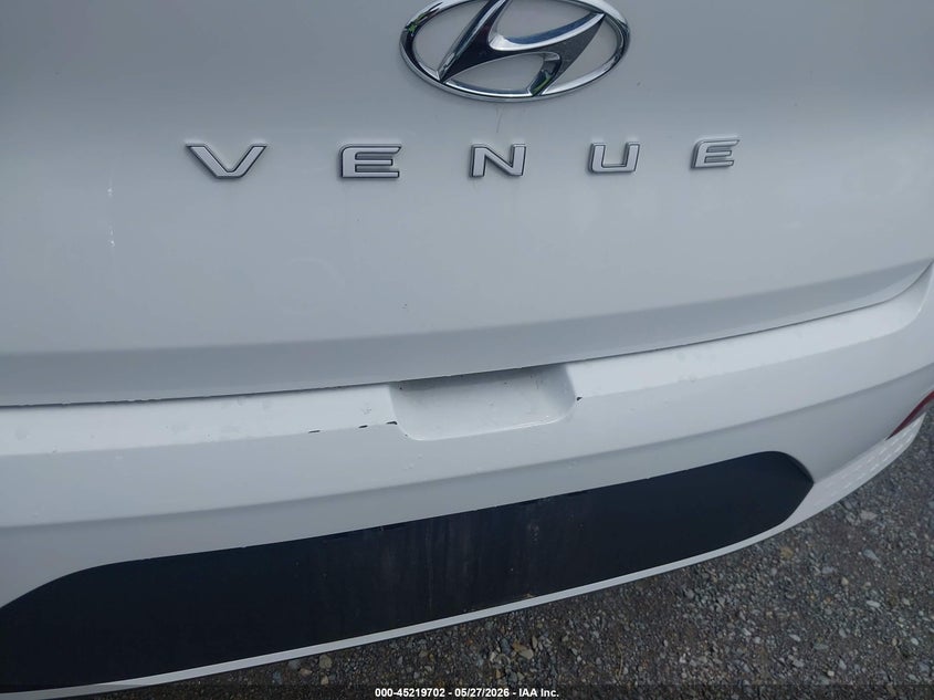 2025 Hyundai Venue Limited VIN: KMHRC8A31SU404115 Lot: 45219702