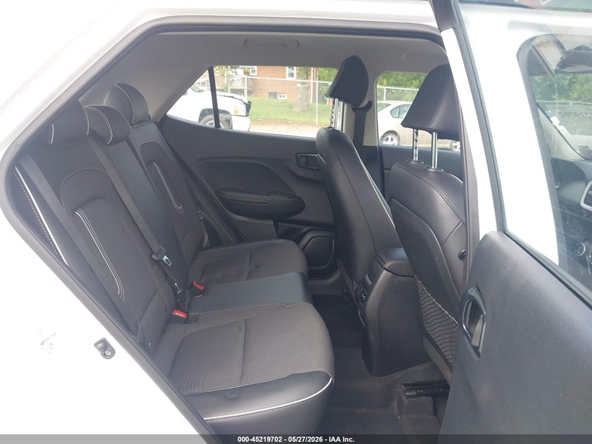2025 Hyundai Venue Limited VIN: KMHRC8A31SU404115 Lot: 45219702