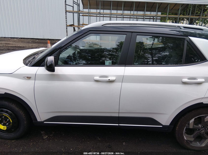 2025 Hyundai Venue Limited VIN: KMHRC8A30SU402307 Lot: 45219736