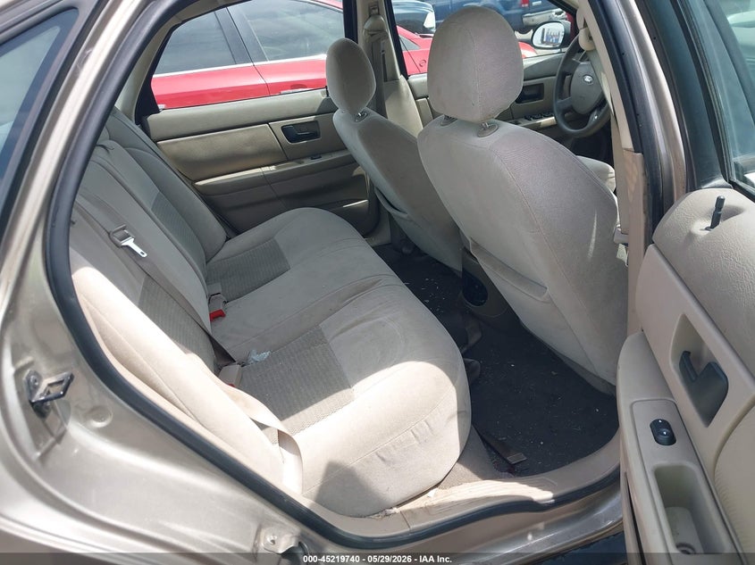 2004 FORD TAURUS auction photo 8