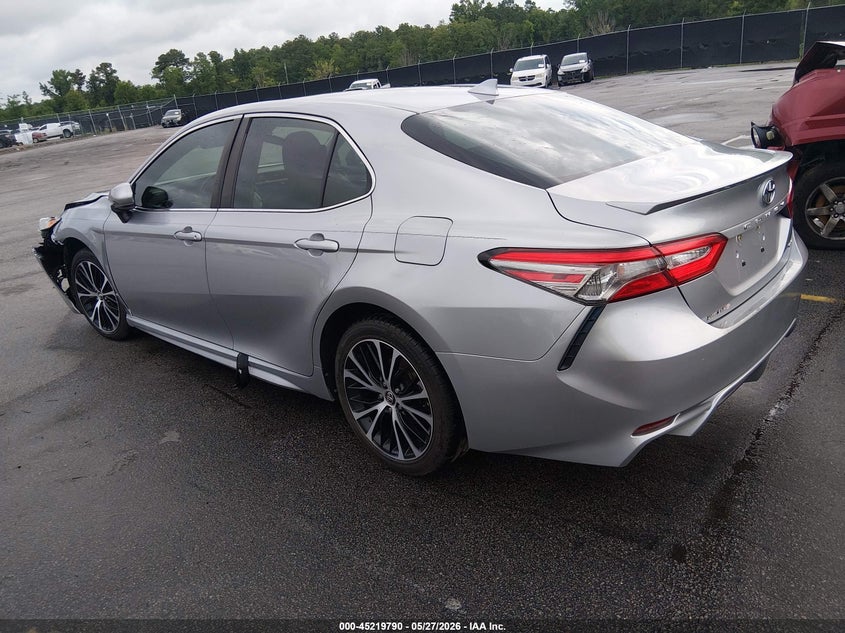 2019 TOYOTA CAMRY auction photo 3