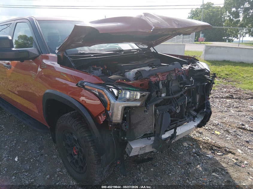 2024 TOYOTA TUNDRA HYBRID auction photo 6