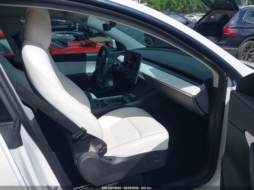 2021 TESLA MODEL Y auction photo 5