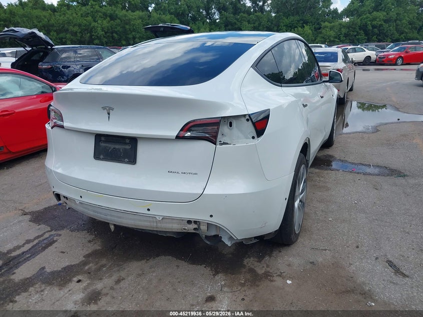 2021 TESLA MODEL Y auction photo 6