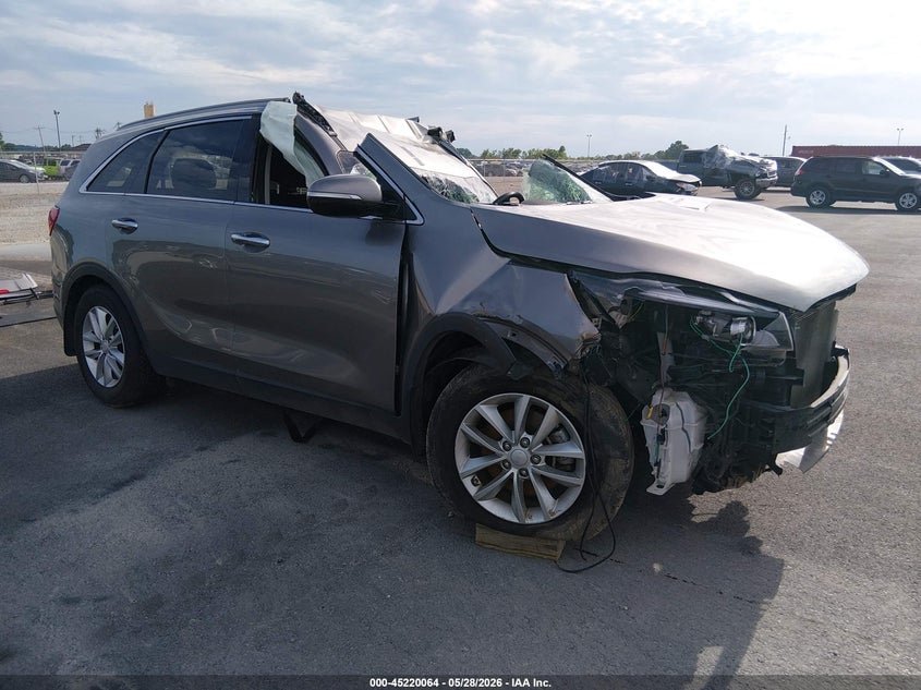 Vin: 5xypg4a31hg270967, lot: 45717825, kia sorento 2.4l lx 2017 img_1