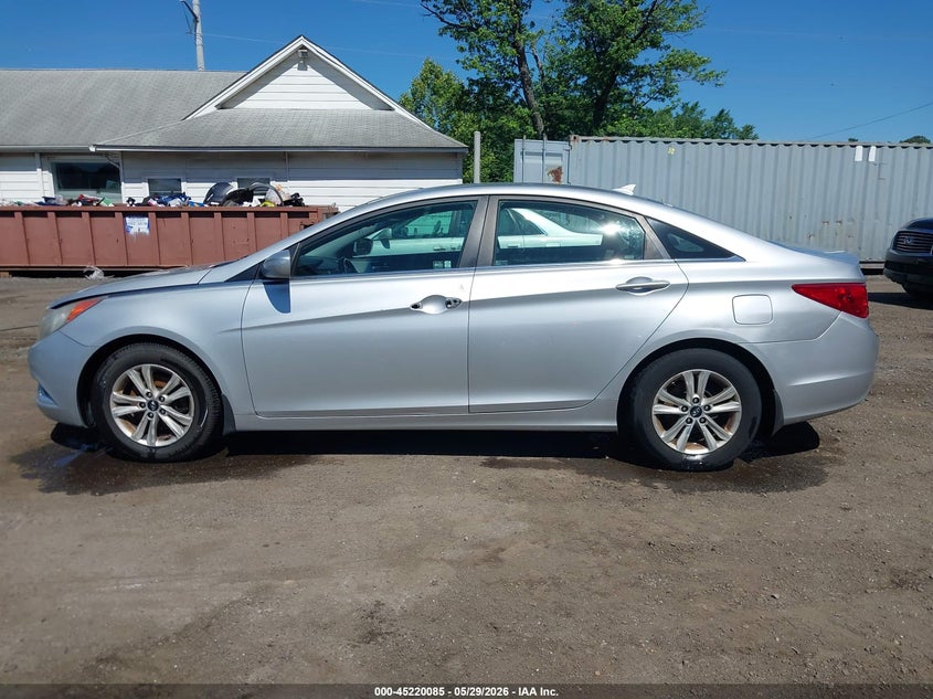 2012 Hyundai Sonata 2.4 Gls silver Lot 111045220085 Vin 5NPEB4AC2CH358594