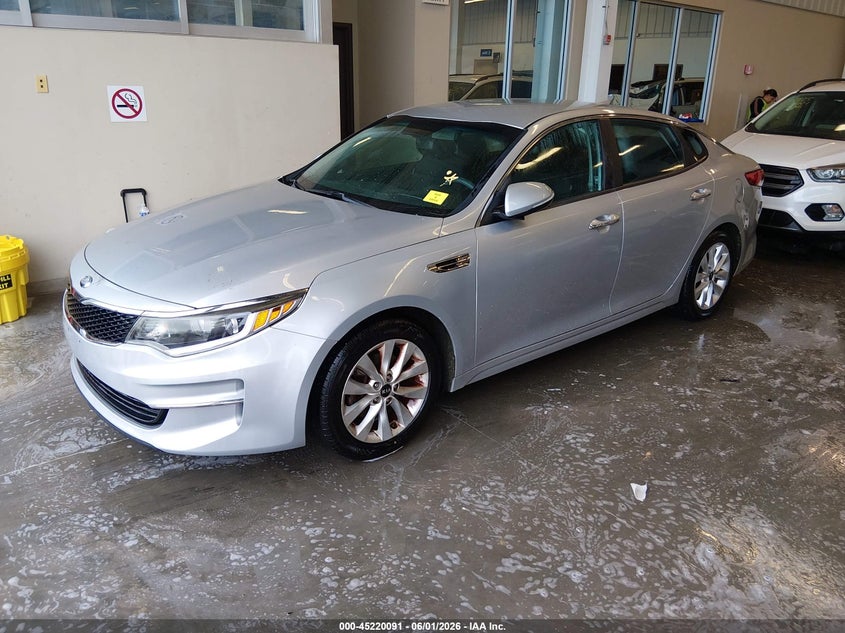 Vin: 5xxgt4l38hg131089, lot: 45717852, kia optima lx 20172