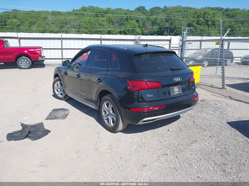 Vin: wa1anafy4j2216734, lot: 45717861, audi q5 2.0t premium/2.0t tech premium 20183
