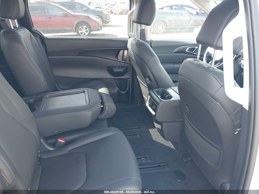 2026 Kia Carnival Mpv Hybrid Sx VIN: KNDNE5KA4T6156148 Lot: 45220195