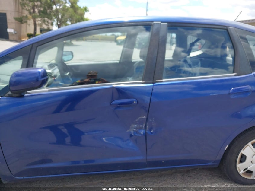 2013 Honda Fit VIN: JHMGE8H32DC047045 Lot: 45220265