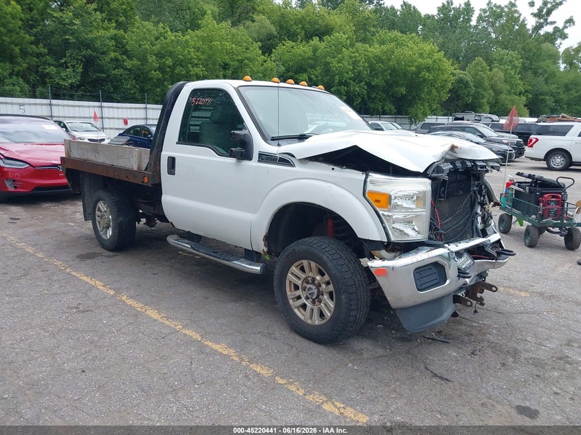 2011 FORD F-350 — zdjęcie z aukcji