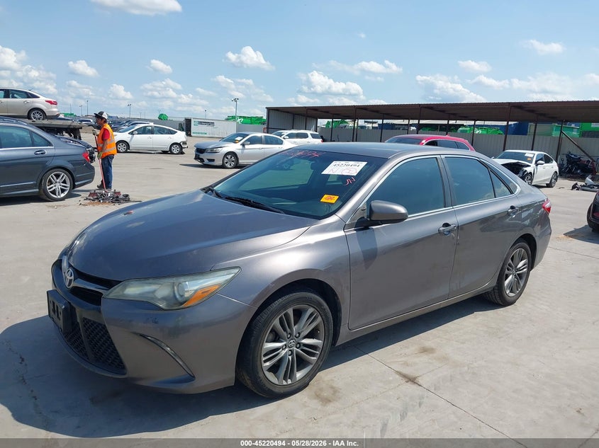 2017 TOYOTA CAMRY auction photo 2