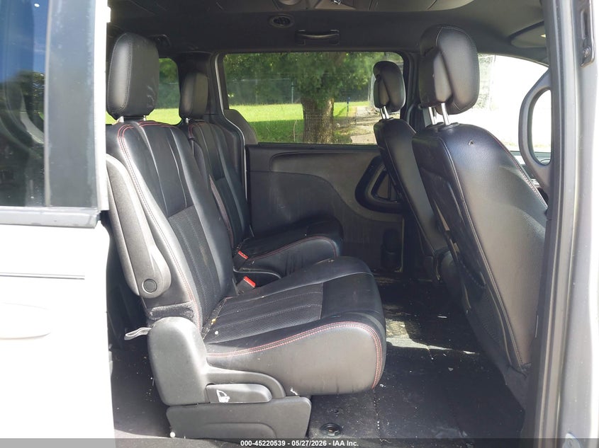 2018 Dodge Grand Caravan Gt VIN: 2C4RDGEG9JR281894 Lot: 45220539