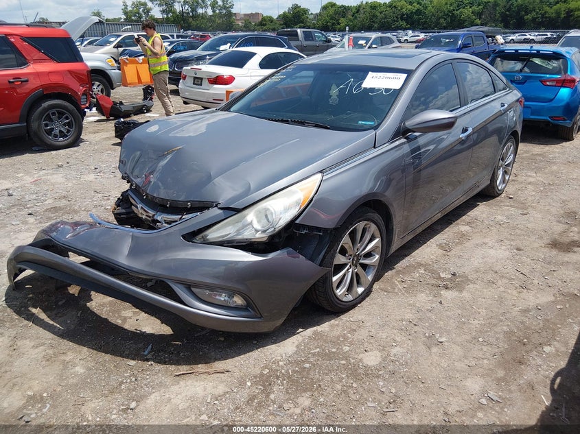 5NPEC4AC7CH350438 2012 Hyundai Sonata 2.4 Se grey