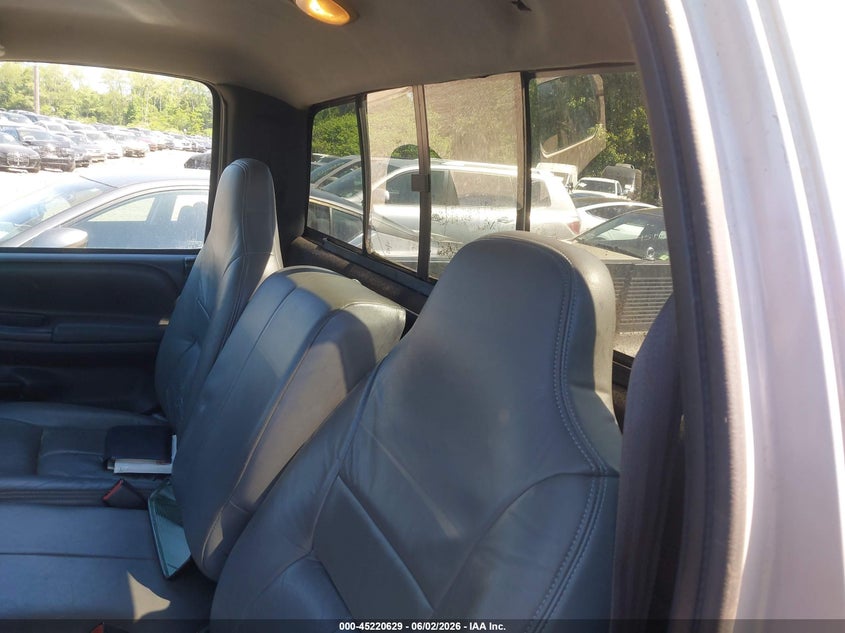 1999 DODGE RAM 1500 auction photo 8