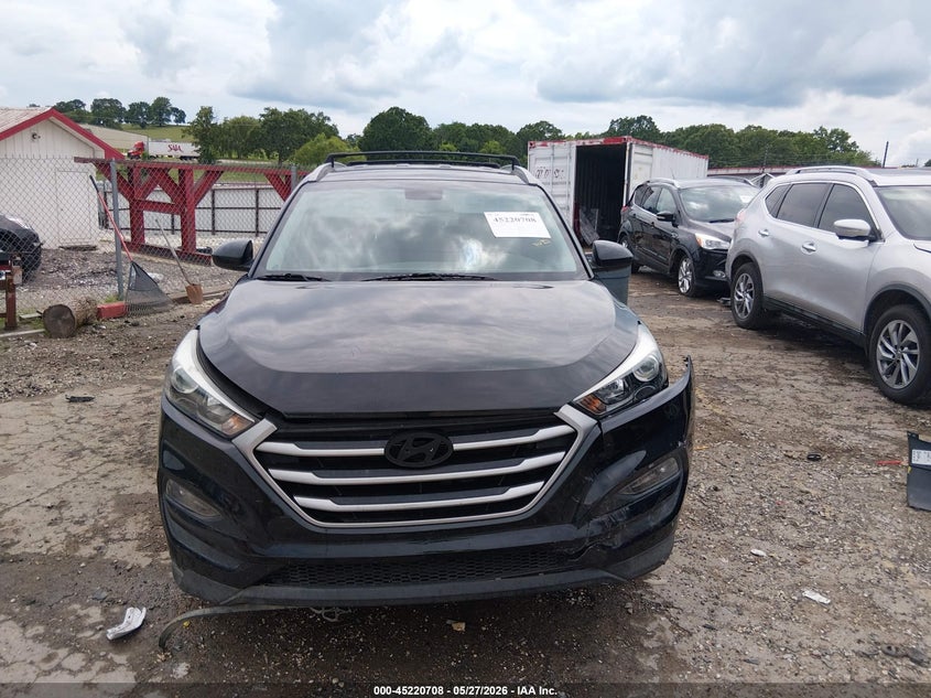2017 HYUNDAI TUCSON SE — Фото 12