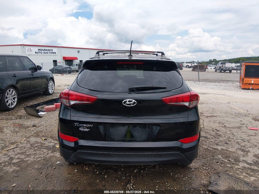2017 HYUNDAI TUCSON SE — Фото 16