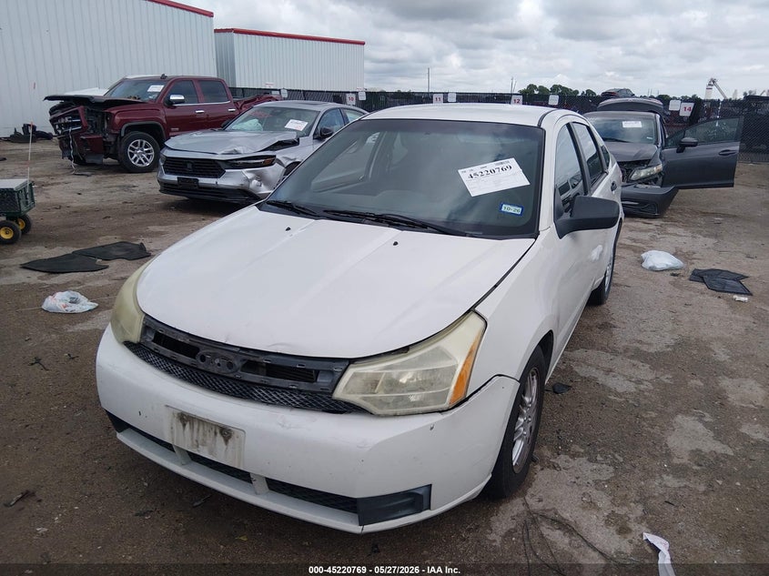 2010 Ford Focus Se 1FAHP3FN3AW172238 photo 1