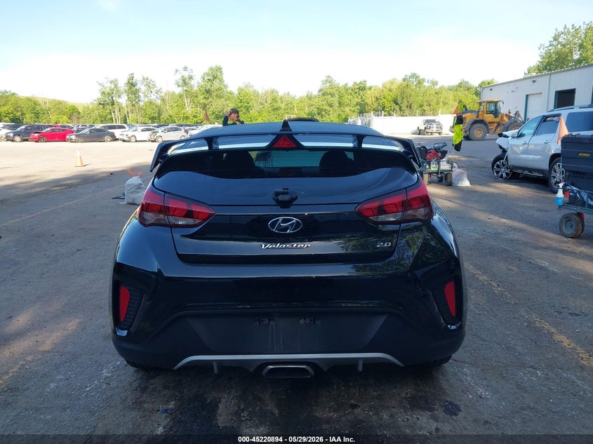 2020 Hyundai Veloster 2.0 Premium VIN: KMHTG6AF2LU028423 Lot: 45220894