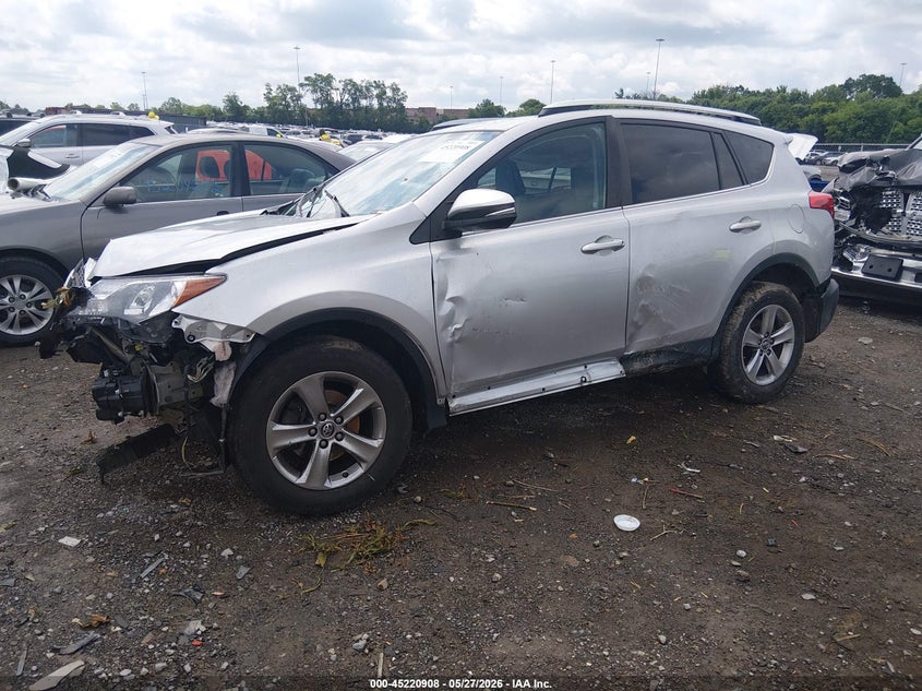 2015 TOYOTA RAV4 auction photo 2