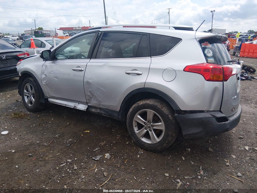 2015 TOYOTA RAV4 auction photo 3