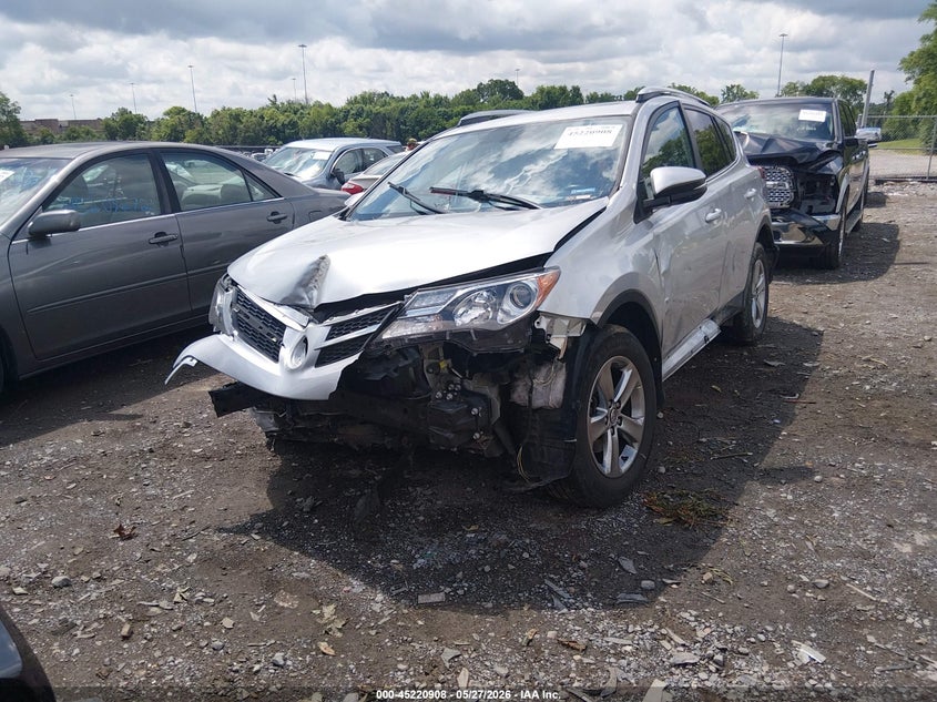 2015 TOYOTA RAV4 auction photo 6
