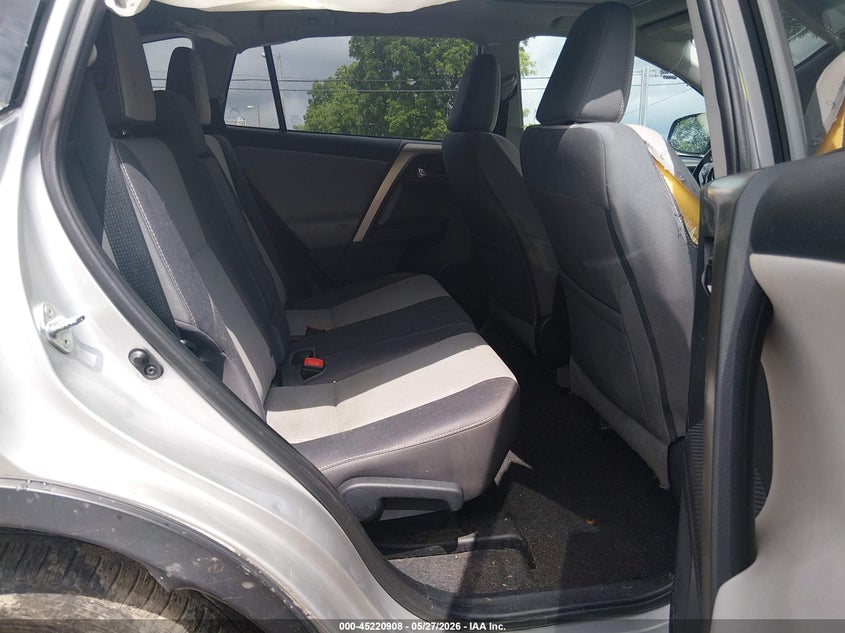 2015 TOYOTA RAV4 auction photo 8