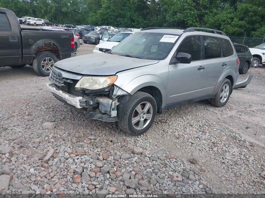2013 Subaru Forester 2.5x JF2SHABCXDH402423 photo 1