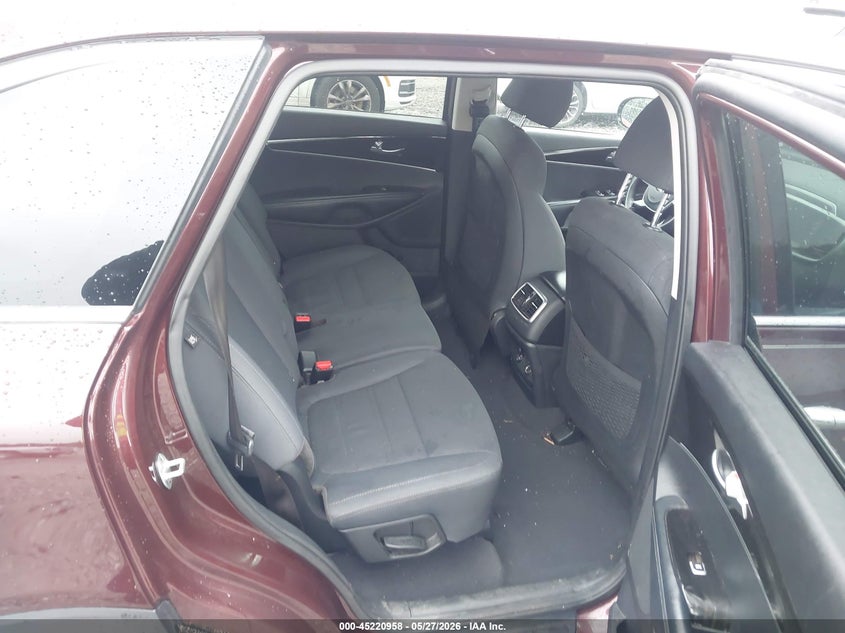 KIA SORENTO 2019 VIN 5XYPG4A32KG537895