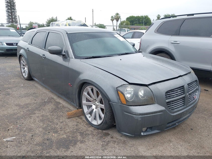 2D8GV58255H119878 DODGE MAGNUM Photo 1