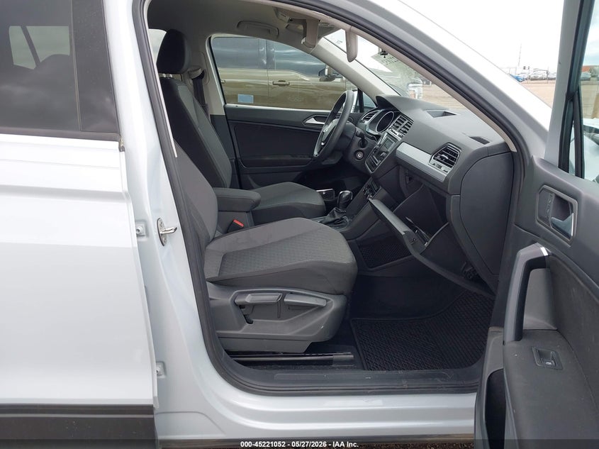 2019 VOLKSWAGEN TIGUAN auction photo 5