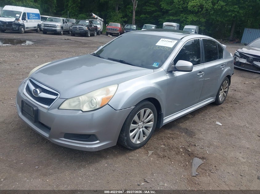 2010 SUBARU LEGACY auction photo 2