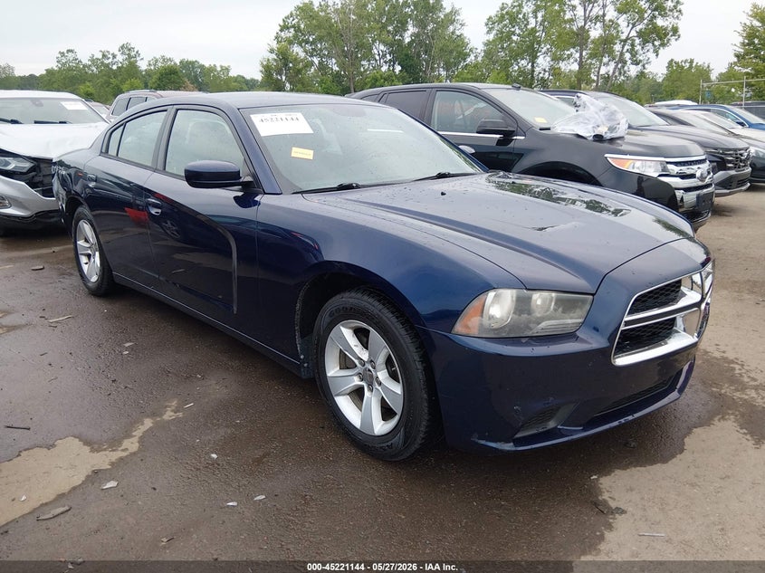 Vin: 2c3cdxbg5dh579867, lot: 45718905, dodge charger se 2013 img_1