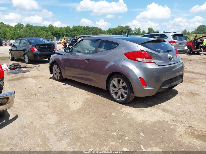2016 HYUNDAI VELOSTER auction photo 3