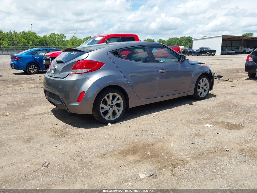 2016 HYUNDAI VELOSTER auction photo 4