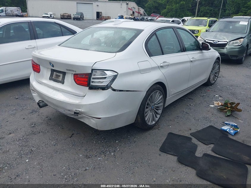 Vin: wba3a5c50ej464273, lot: 45719007, bmw 328i 20144