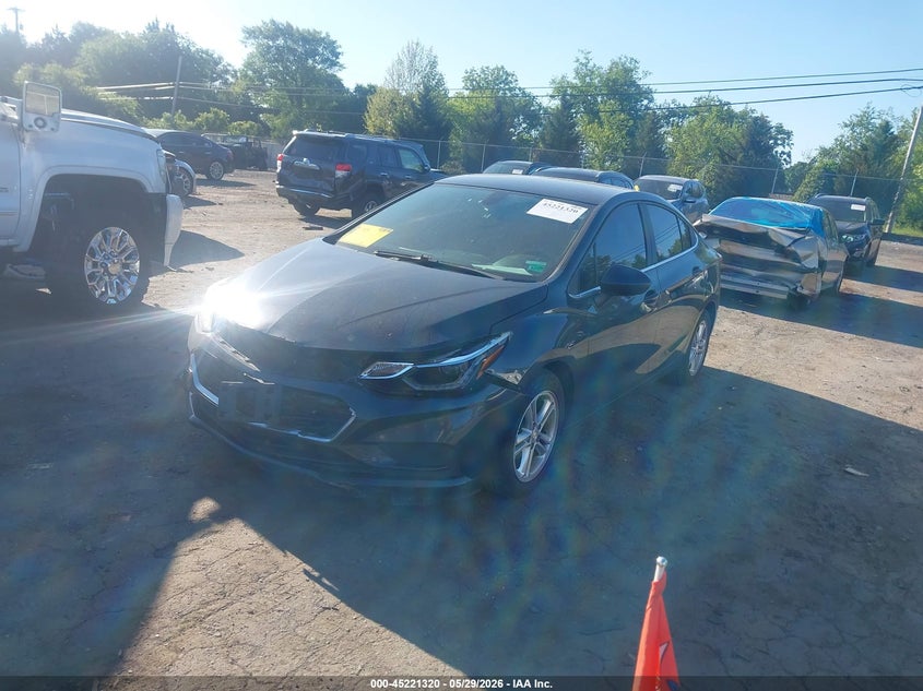2017 Chevrolet Cruze Lt Auto 1G1BE5SM5H7155436 photo 1