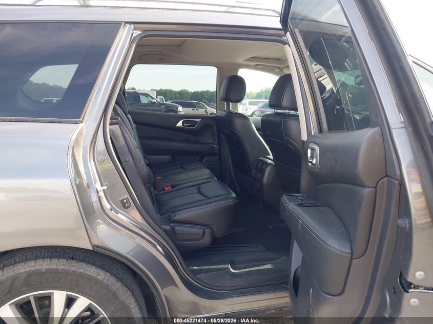 2017 NISSAN PATHFINDER auction photo 8