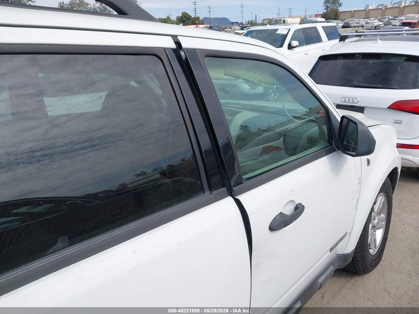 2008 Ford Escape 2.3 Hybrid White Lot 111045221599 Vin 1FMCU49HX8KD68568