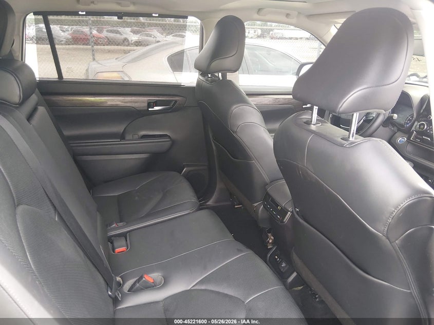 VIN: 5TDDBRCH4LS010307 2020 TOYOTA HIGHLANDER HYBRID LIMITED