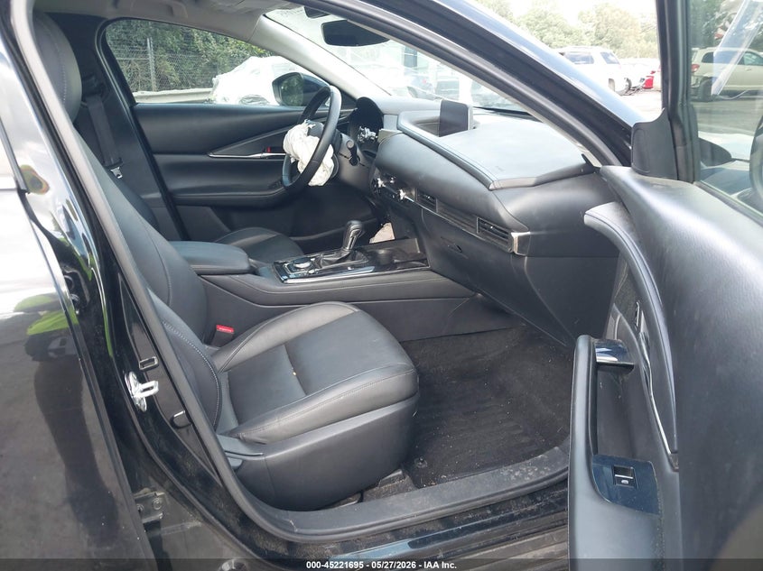 AtlanticExpress - Mazda CX-30
