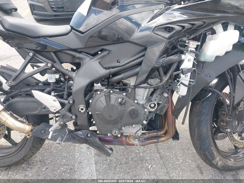 2025 Kawasaki Zx400 P VIN: ML5ZXCP18SDA39172 Lot: 45221820