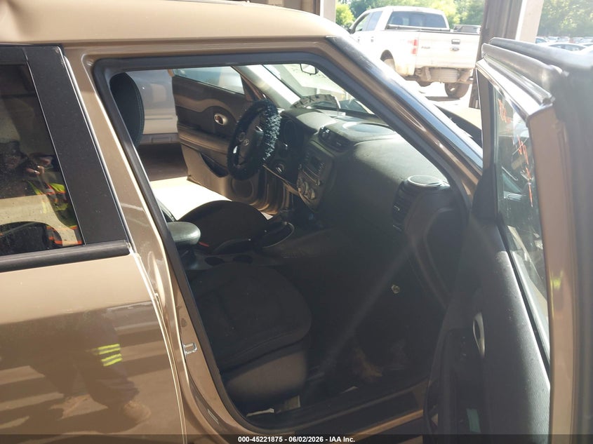 2014 KIA SOUL HATCHBACK 1.6L I-4 DI, DOHC, VVT, 130HP